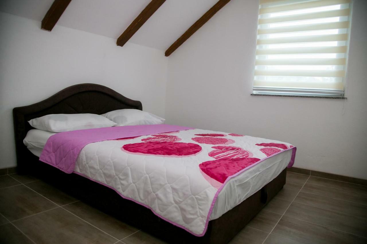 Nektar Park Villa Sara Bihać 外观 照片